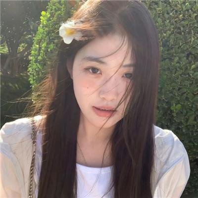 蓝天使海报